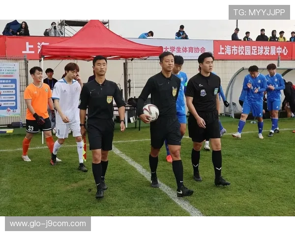 聚焦上海体育大学足球战绩与校园竞技精神全面提升之路的发展趋势