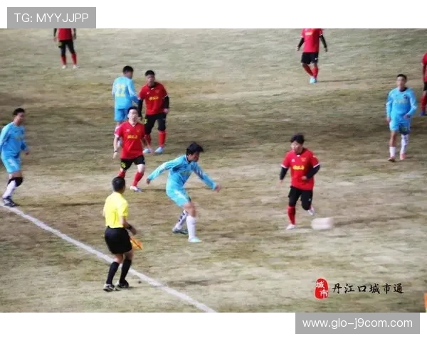 欢乐足球聚会点燃仲夏夜激情友谊相聚共庆美好时光盛宴狂欢之旅吧